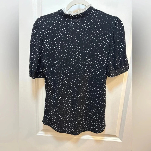 Flower & Feather Polka Dot Blouse. Size small - Picture 4 of 4